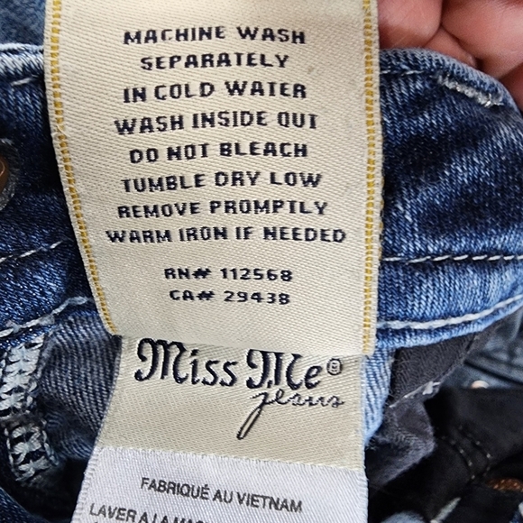 Miss Me Mini Flower Mid Rise Bootcut  Jeans Rhinestone Embellished Blue 30 x 32 - Picture 15 of 16